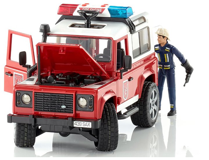 Фотографии Bruder Land Rover Defender Station Wagon fire department 02596