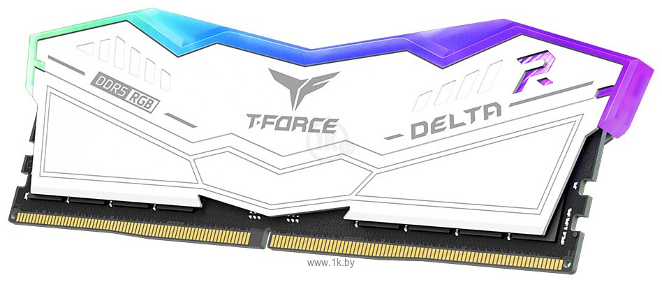 Фотографии Team Group T-Force Delta RGB FF4D532G6200HC38ADC01