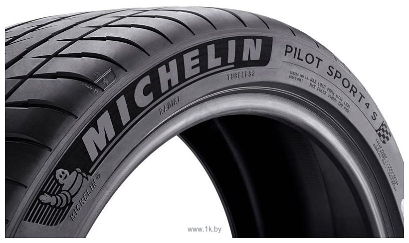 Фотографии Michelin Pilot Sport 4 S 325/30 R19 105Y