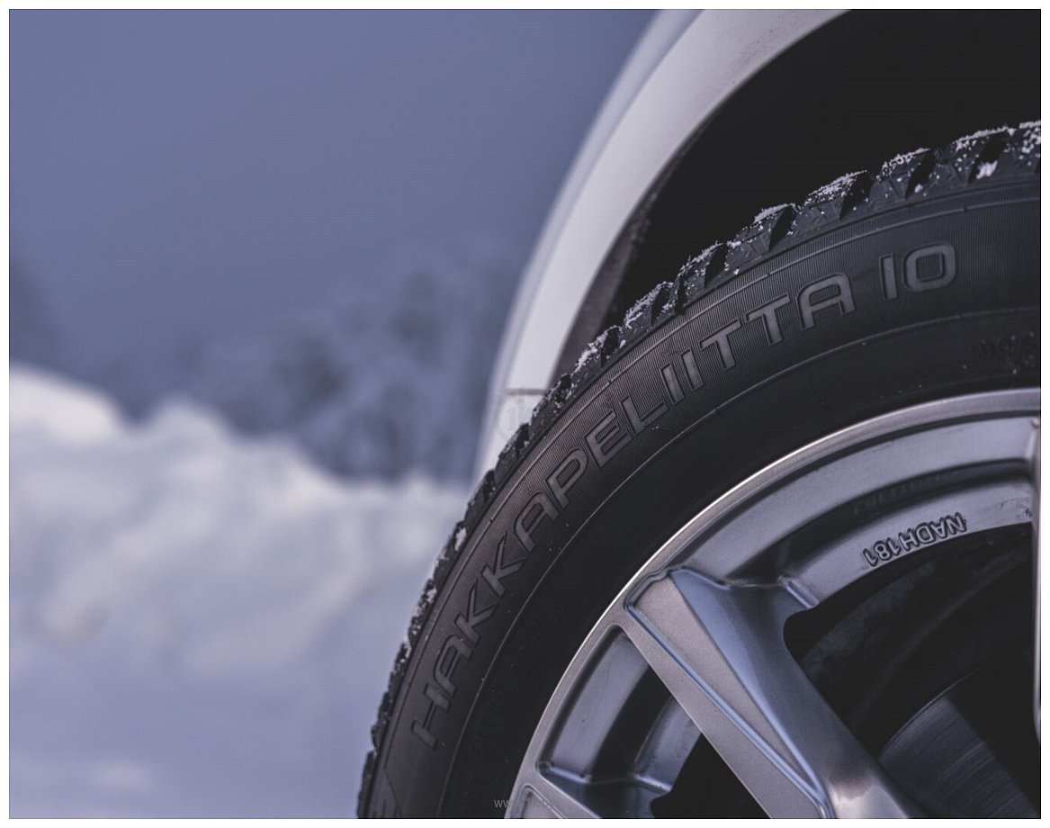 Фотографии Nokian Hakkapeliitta 10p 245/40 R20 99T