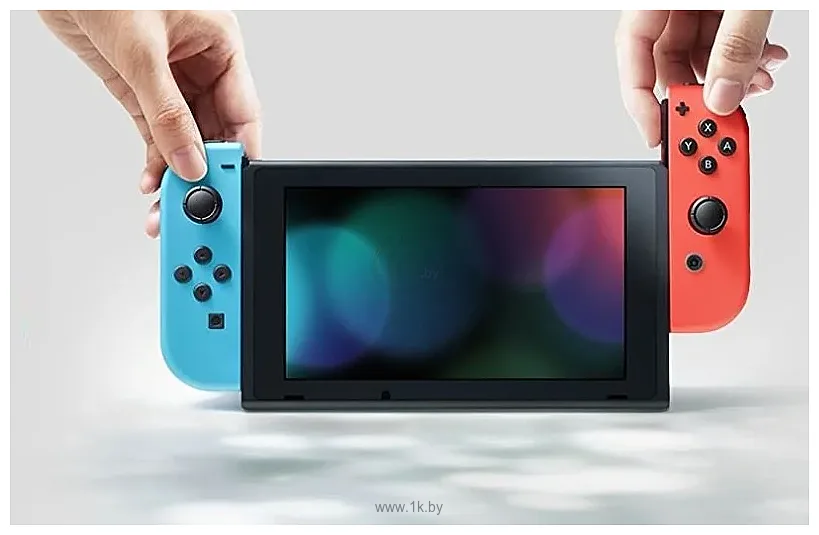 Фотографии Nintendo Switch (с неоновыми Joy-Con)
