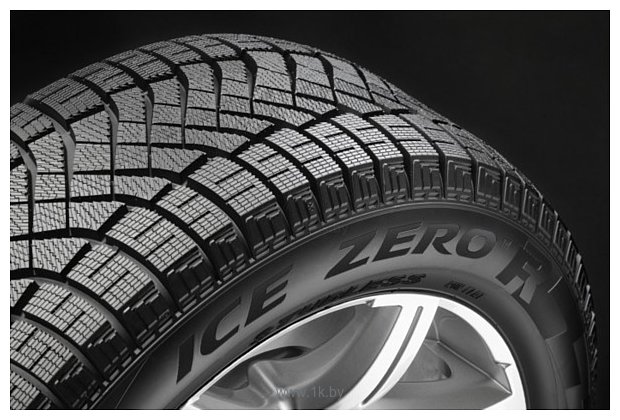 Фотографии Pirelli Ice Zero Friction 215/55 R18 99H