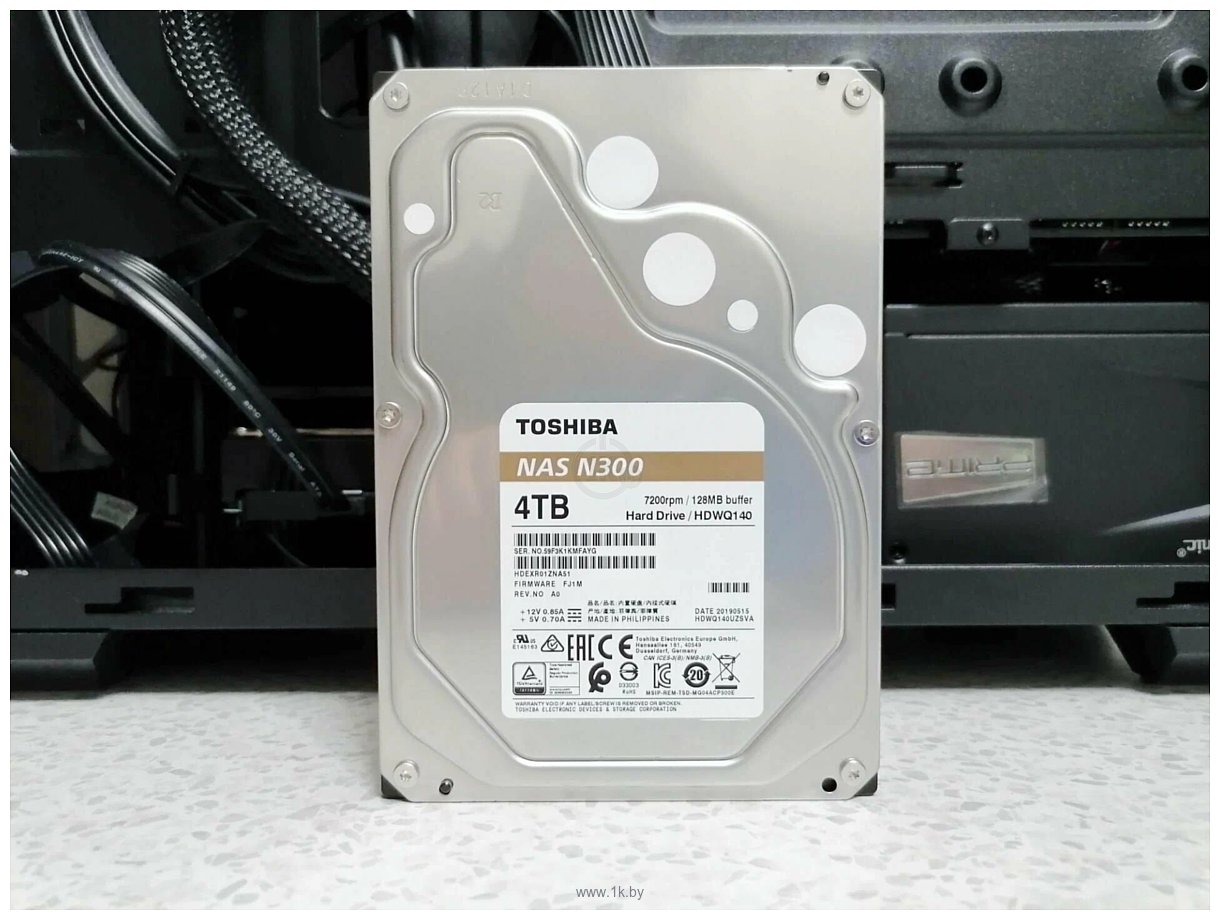 Фотографии Toshiba N300 4TB HDWG440UZSVA