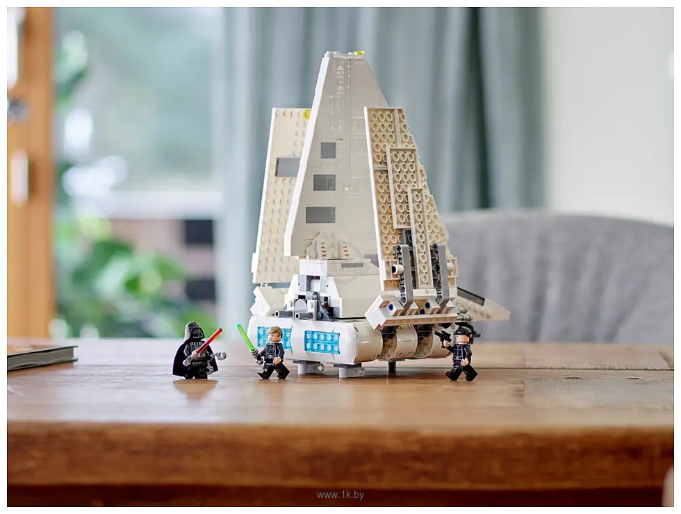 Фотографии LEGO Star Wars 75302 Имперский шаттл