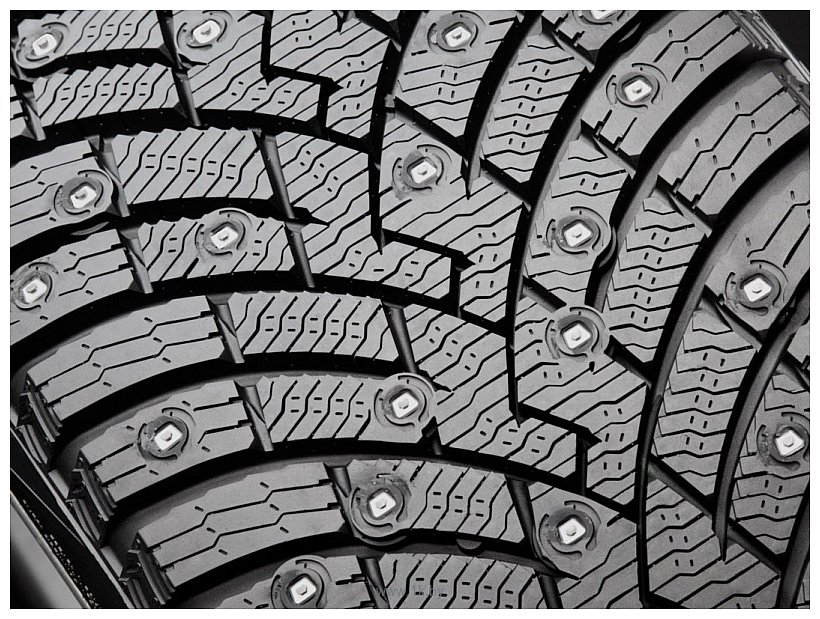 Фотографии Pirelli Ice Zero 2 225/40 R18 92H