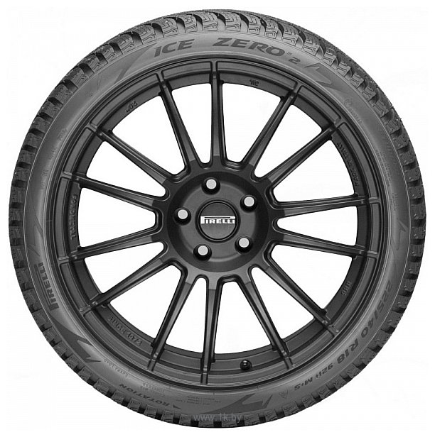 Фотографии Pirelli Ice Zero 2 225/40 R18 92H