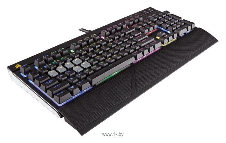 Фотографии Corsair STRAFE RGB Cherry MX Brown black USB