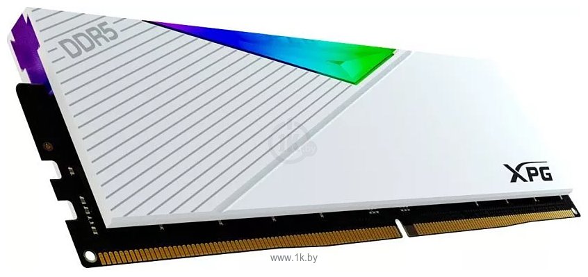 Фотографии ADATA XPG Lancer RGB AX5U7200C3416G-DCLARWH