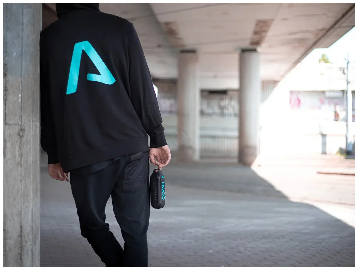 Фотографии Lamax Street 2 