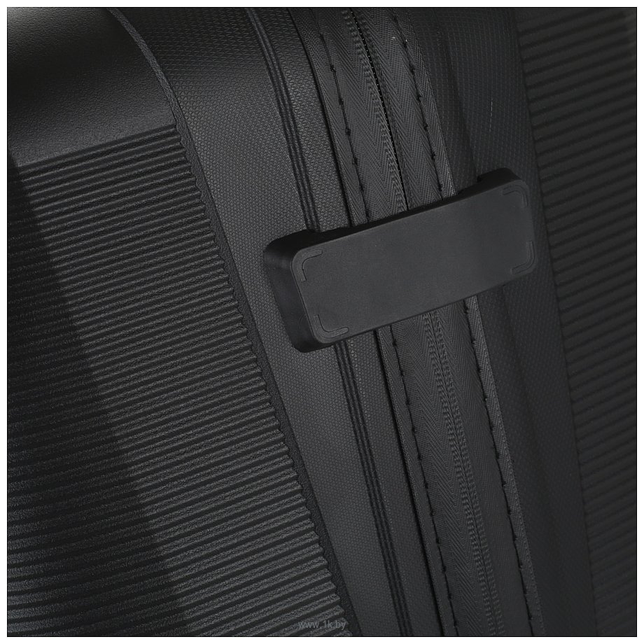 Фотографии American Tourister Airconic Onyx Black 67 см