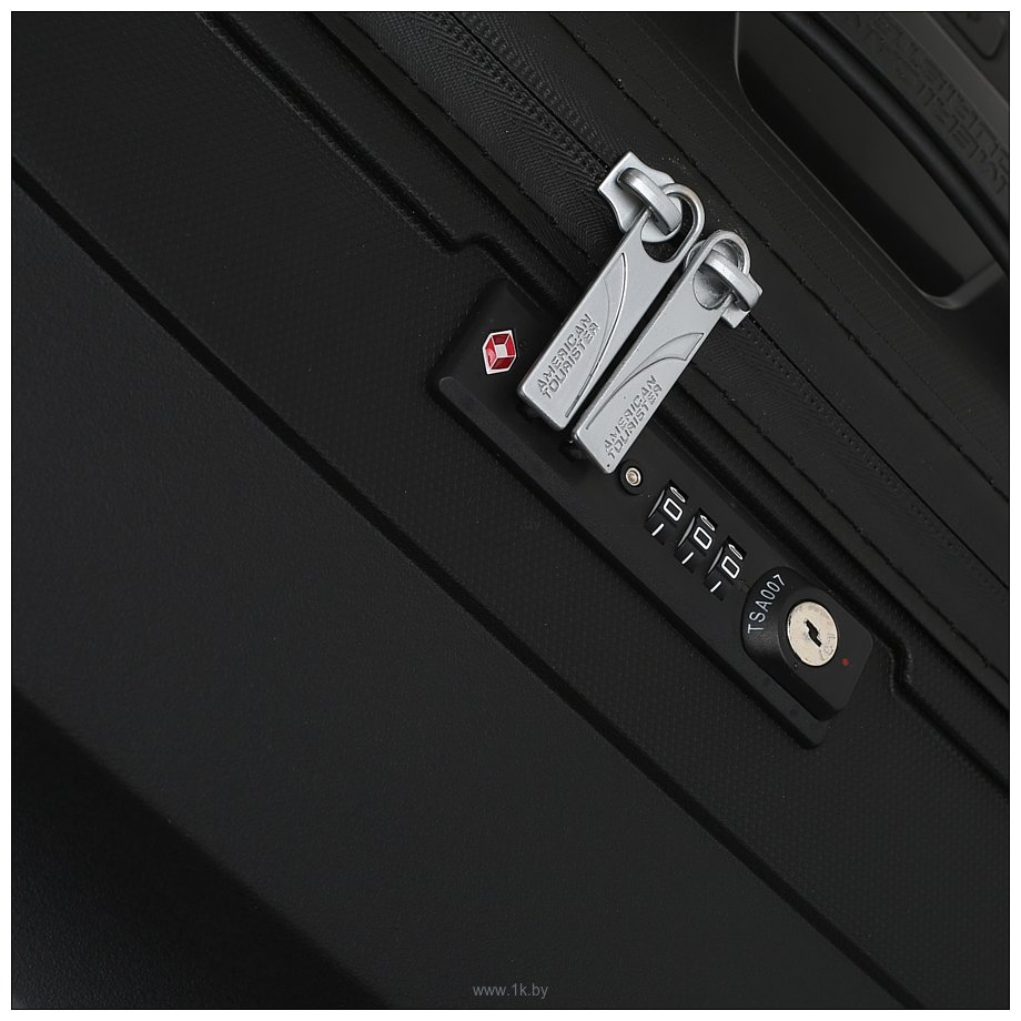 Фотографии American Tourister Airconic Onyx Black 67 см