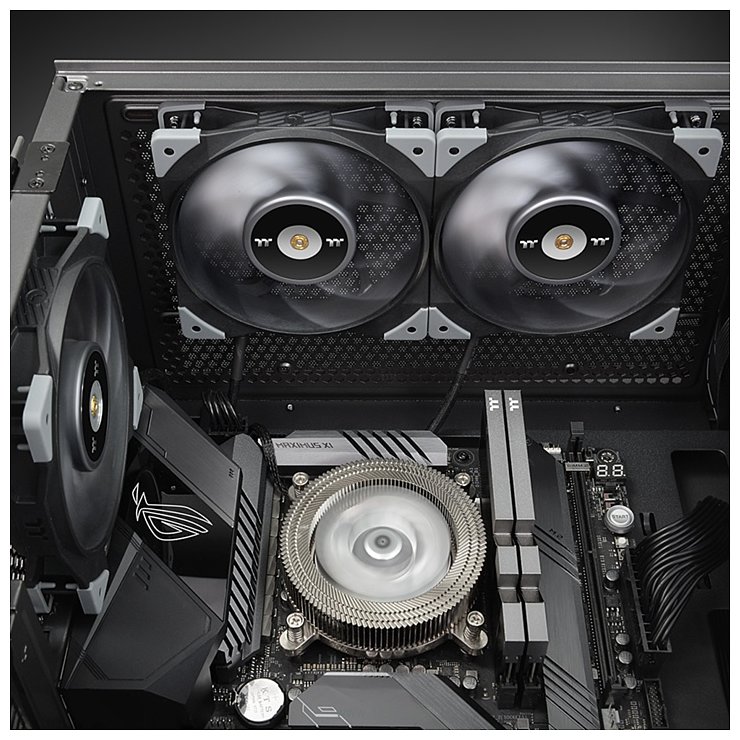 Фотографии Thermaltake ToughFan Turbo CL-F121-PL12GM-A