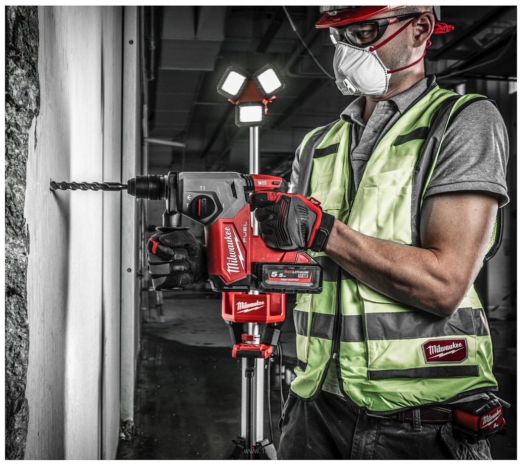 Фотографии Milwaukee M18 FHX-0 FUEL 4933478887 (без АКБ, кейс)