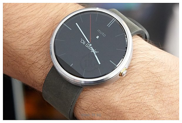 Фотографии Motorola Moto 360 (leather)