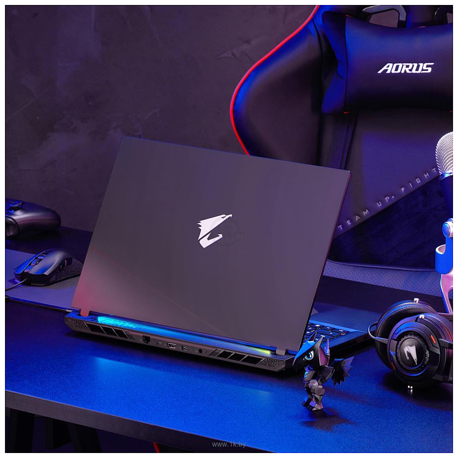 Фотографии Gigabyte Aorus 17 BSF-H3KZ654SD