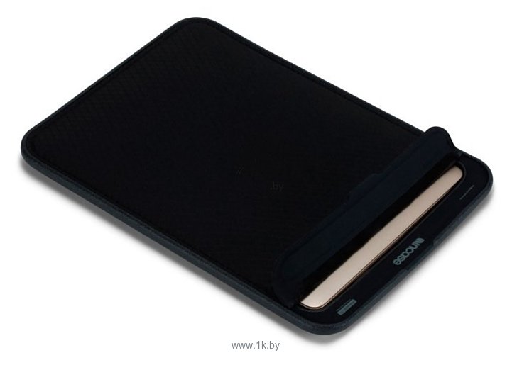 Фотографии Incase ICON Sleeve with Diamond Ripstop for MacBook 12