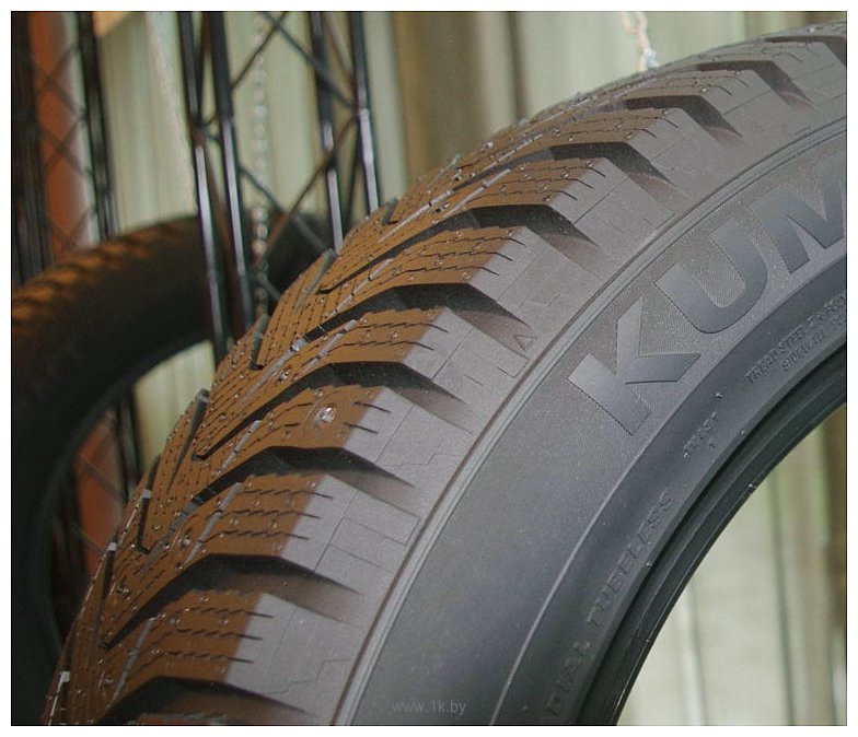 Фотографии Kumho WinterCraft ice Wi31 235/40 R18 95T