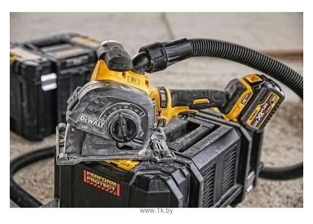 Фотографии Dewalt FLEXVOLT DCG200NT