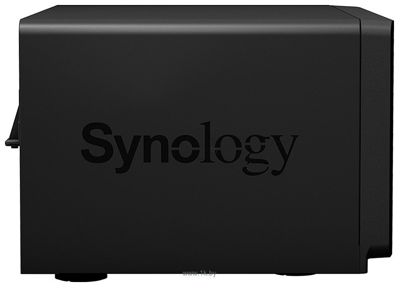 Фотографии Synology DiskStation DS1821+
