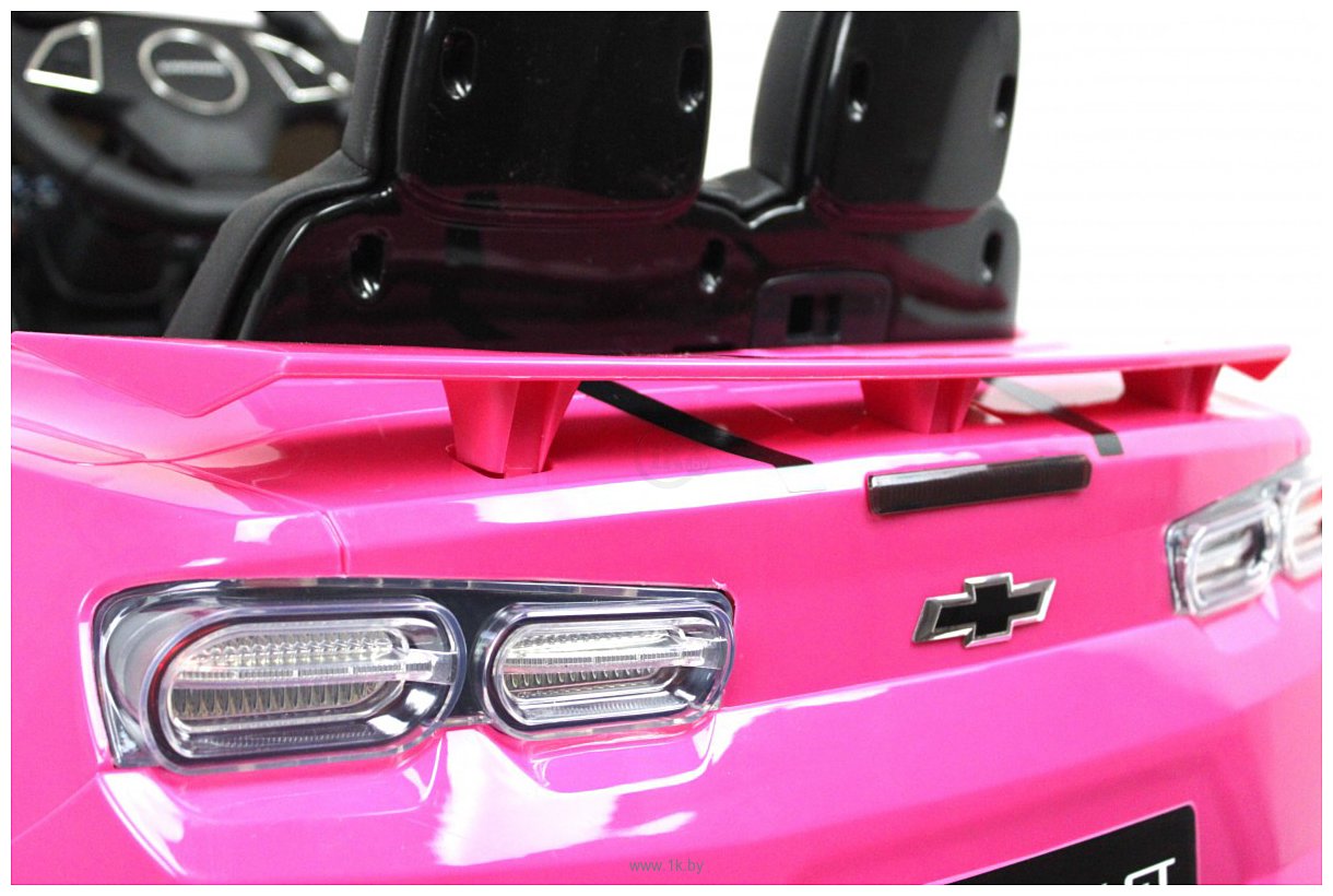 Фотографии RiverToys Chevrolet Camaro 2SS HL558 (розовый)