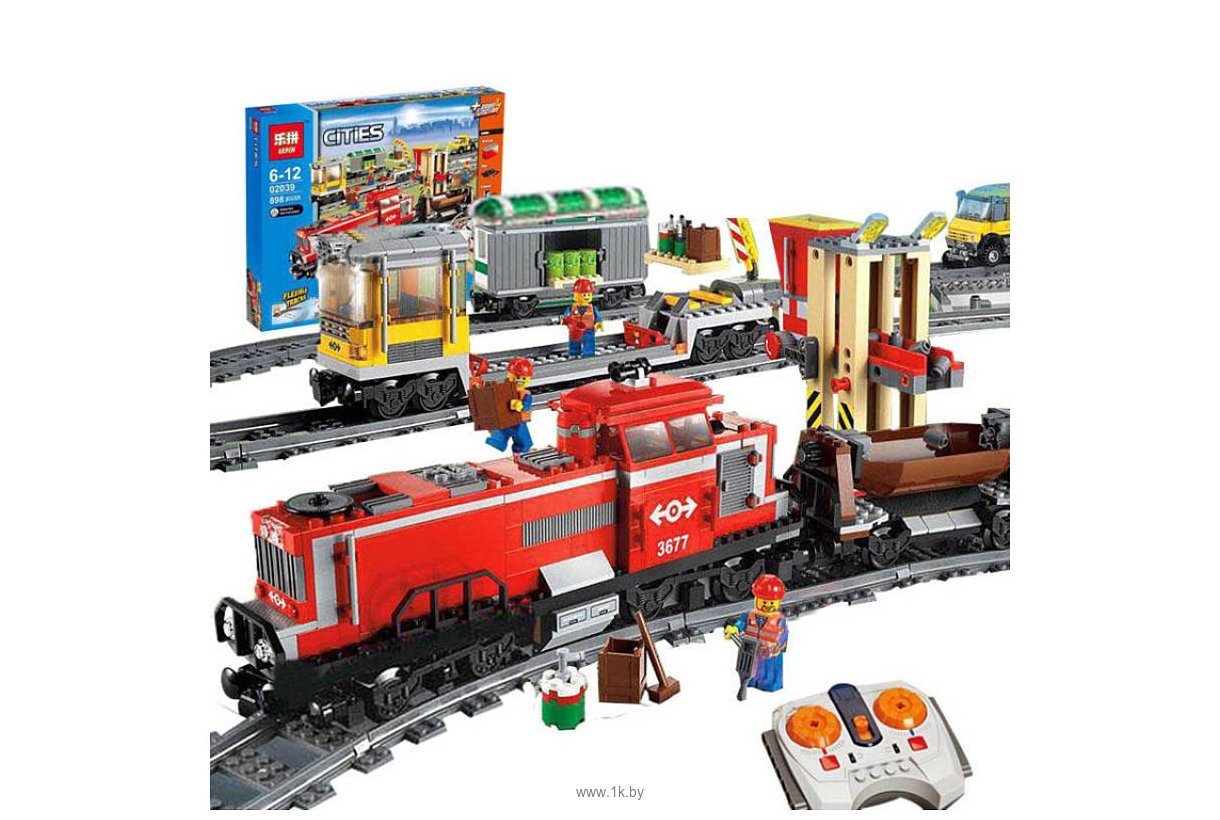 Фотографии Lepin Cities 02039 Красный товарный поезд аналог Lego 3677