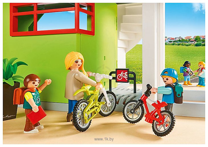 Фотографии Playmobil PM9453 Мебелированное здание школы