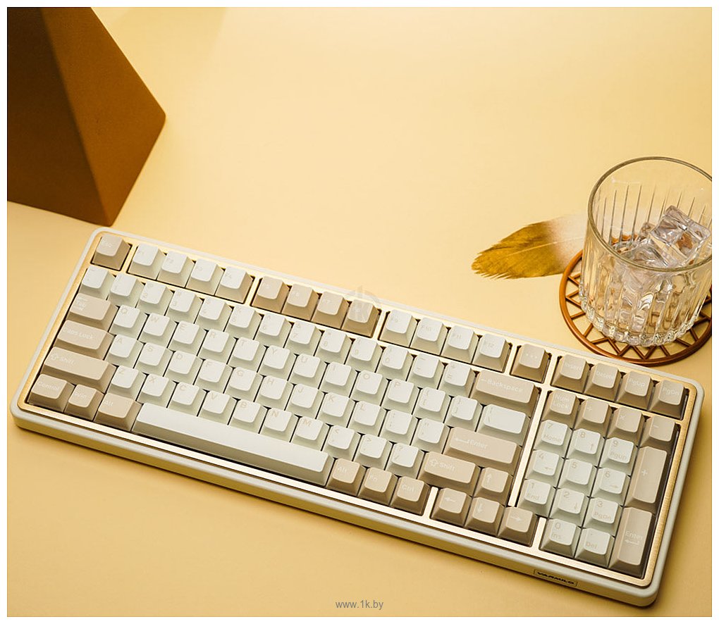 Фотографии Varmilo Minilo98 Pro Star Sand Kailh Prestige Silent (без кириллицы)