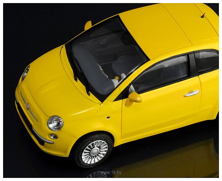 Фотографии Italeri 3647 Автомобиль Fiat 500 2007