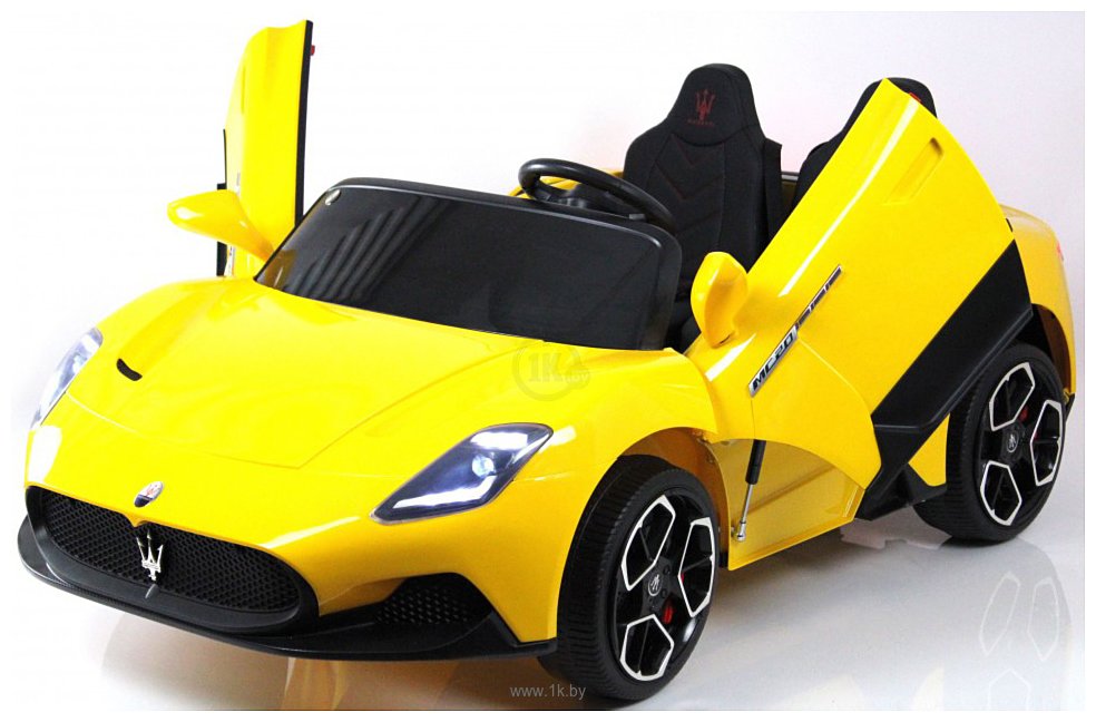 Фотографии RiverToys Maserati MC20 P111PP (желтый глянец)