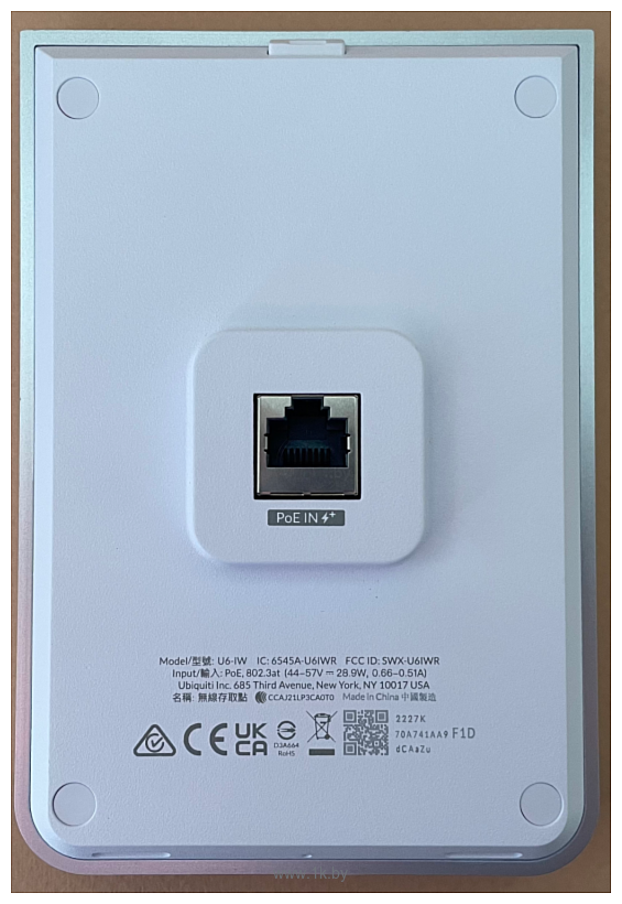 Фотографии Ubiquiti UniFi 6 In-Wall AP U6-IW