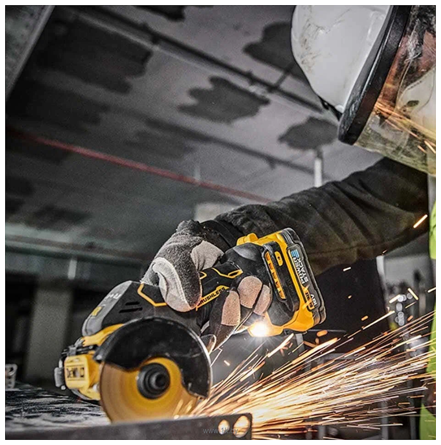 Фотографии DeWALT DCS438N