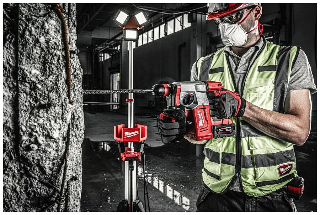 Фотографии Milwaukee M18 FIXTEC M18BLHX-0X 4933478891 (без АКБ, кейс)