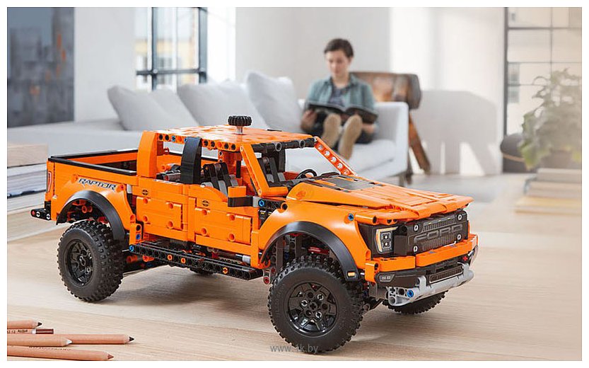 Фотографии LEGO Technic 42126 Ford F-150 Raptor