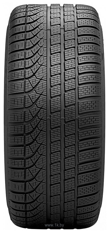 Фотографии Pirelli P Zero Winter 235/40 R19 92V