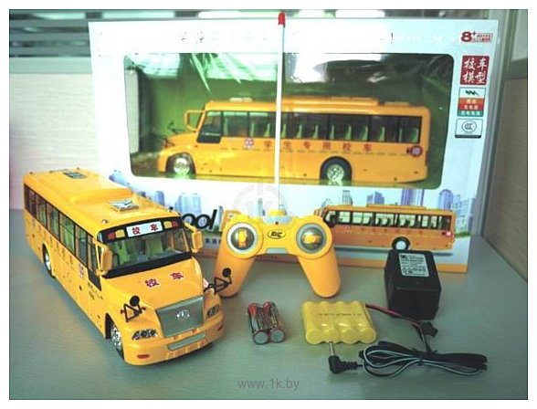 Фотографии Qunxing Toys Школьный автобус ST-8807