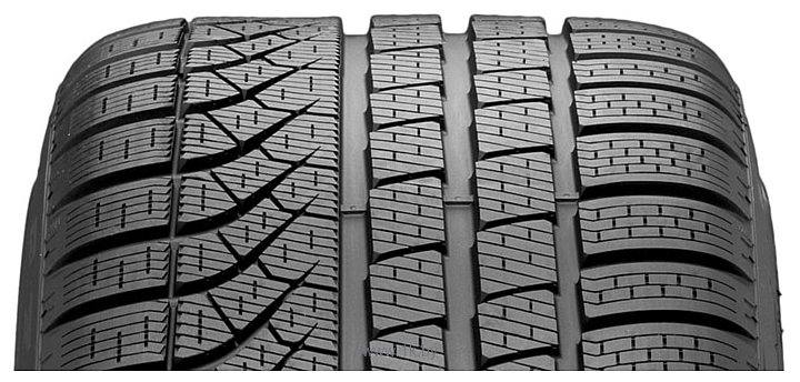 Фотографии Pirelli P Zero Winter 245/40 R19 98V