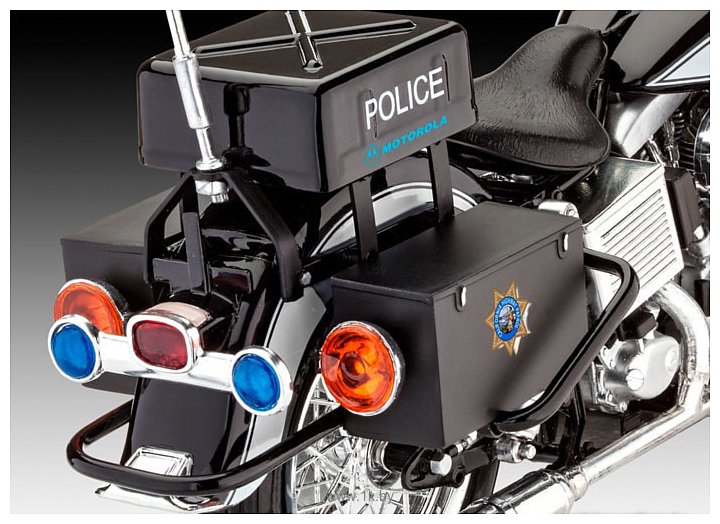 Фотографии Revell 07915 Американский полицейский мотоцикл