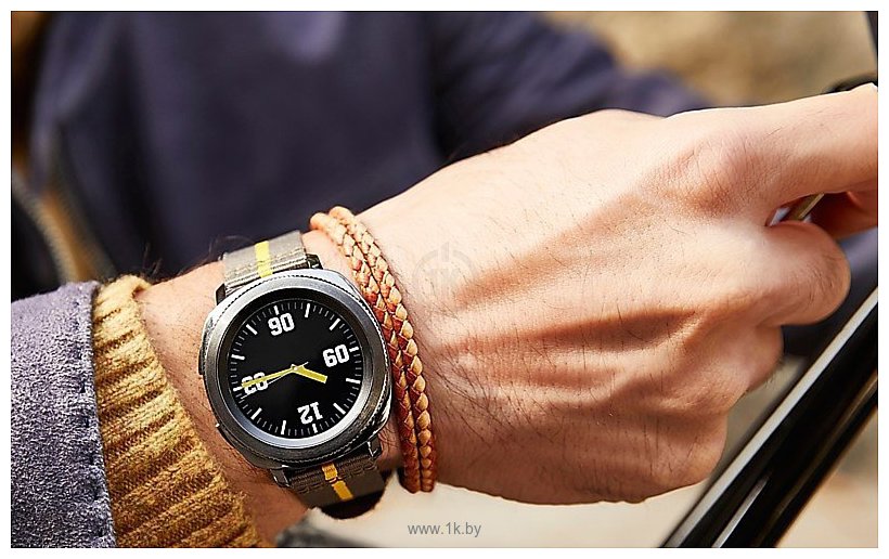 Фотографии Samsung Premium Nato для Galaxy Watch 42mm & Gear Sport (серый/желтый)