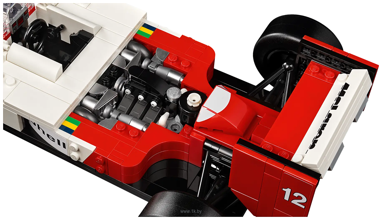 Фотографии LEGO Icons 10330 McLaren F1 MP4/4 и Айртон Сенна