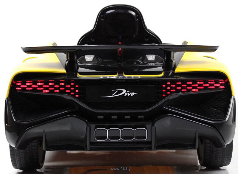 Фотографии RiverToys Bugatti Divo HL338 (желтый)