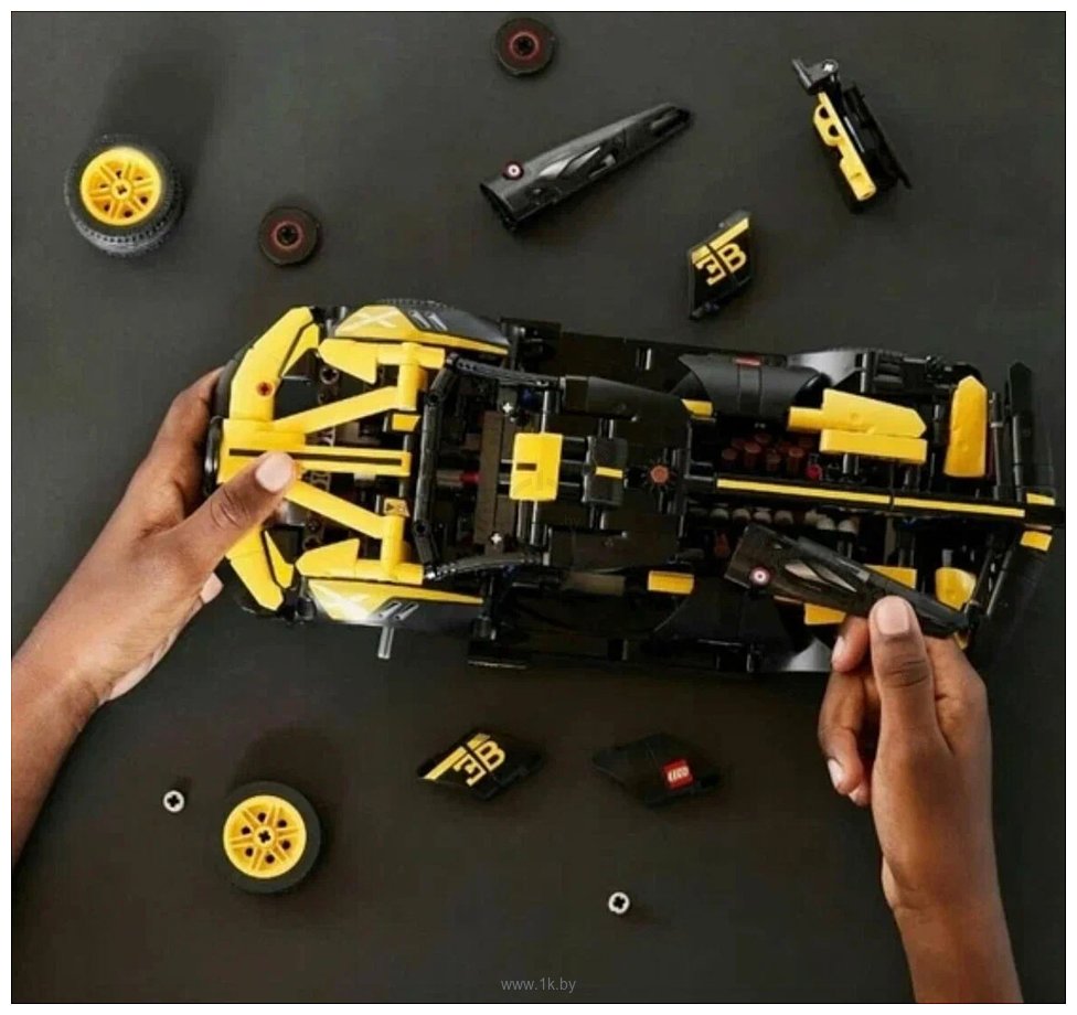 Фотографии LEGO Technic 42151 Bugatti Bolide