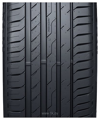 Фотографии Nexen/Roadstone N'Fera Sport 245/40 R19 94W