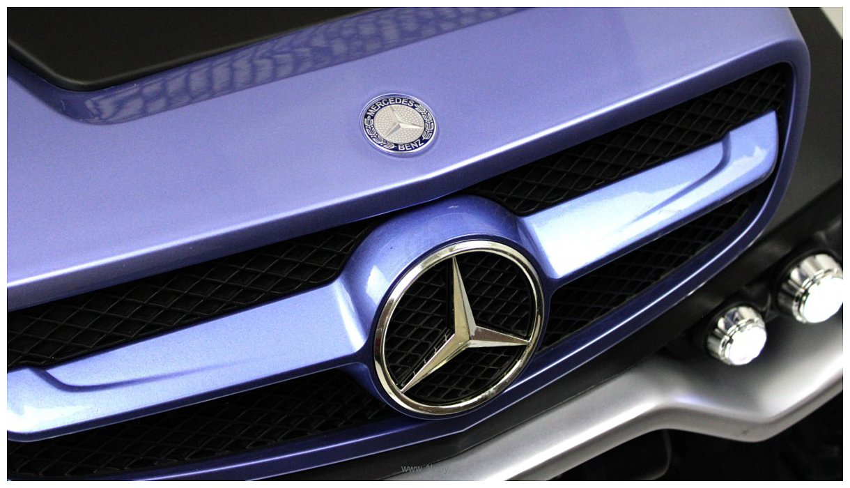Фотографии RiverToys Mercedes-Benz Unimog Mini P777BP (синий глянец)