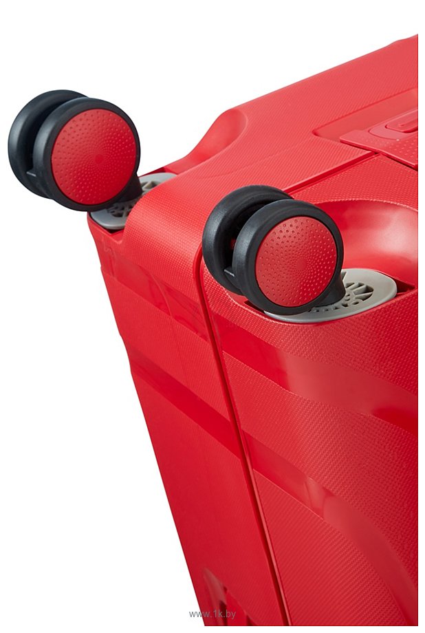 Фотографии American Tourister Lock'N'Roll Formula Red 75 см