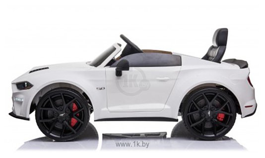 Фотографии RiverToys Ford Mustang GT A222MP (белый)