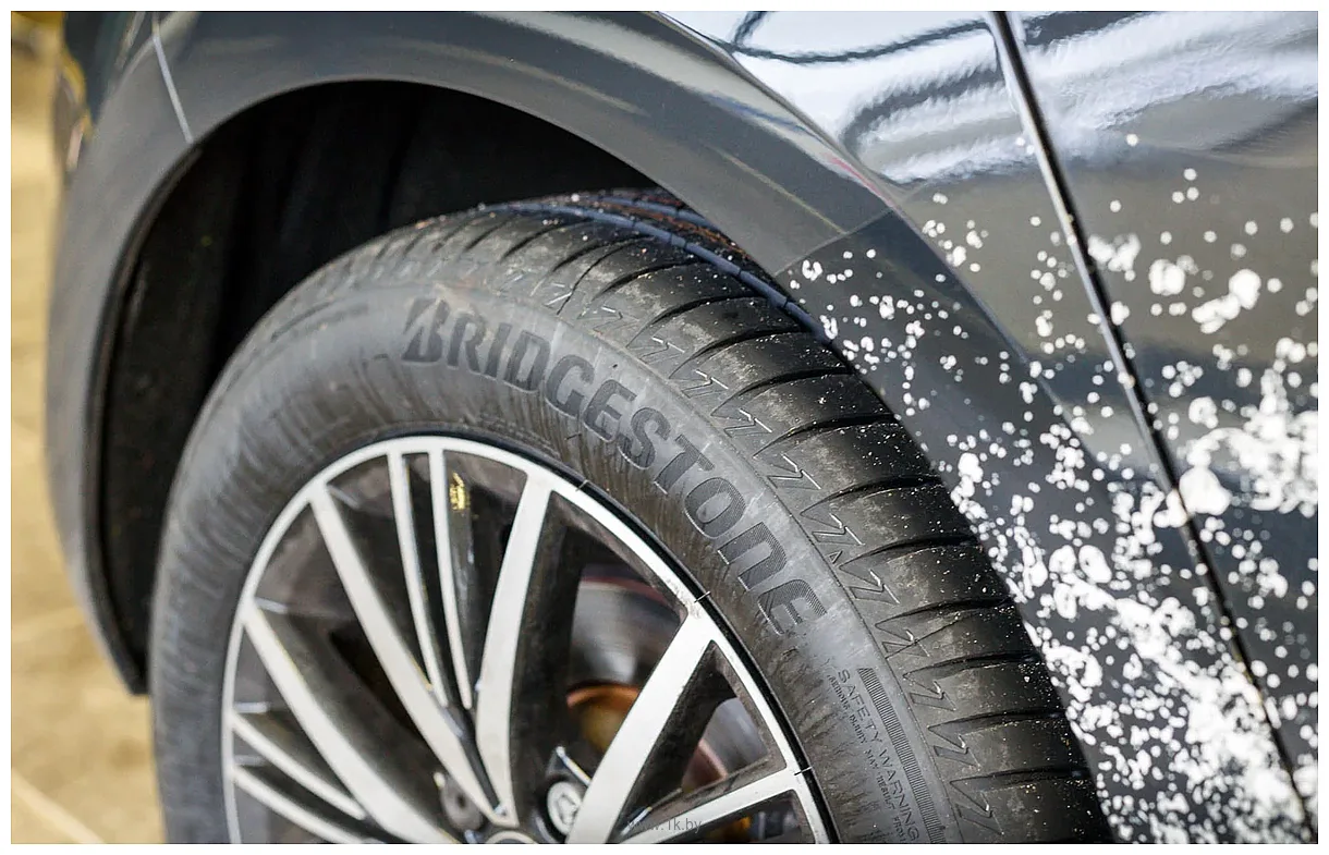 Фотографии Bridgestone Turanza T005 225/45 R18 95Y