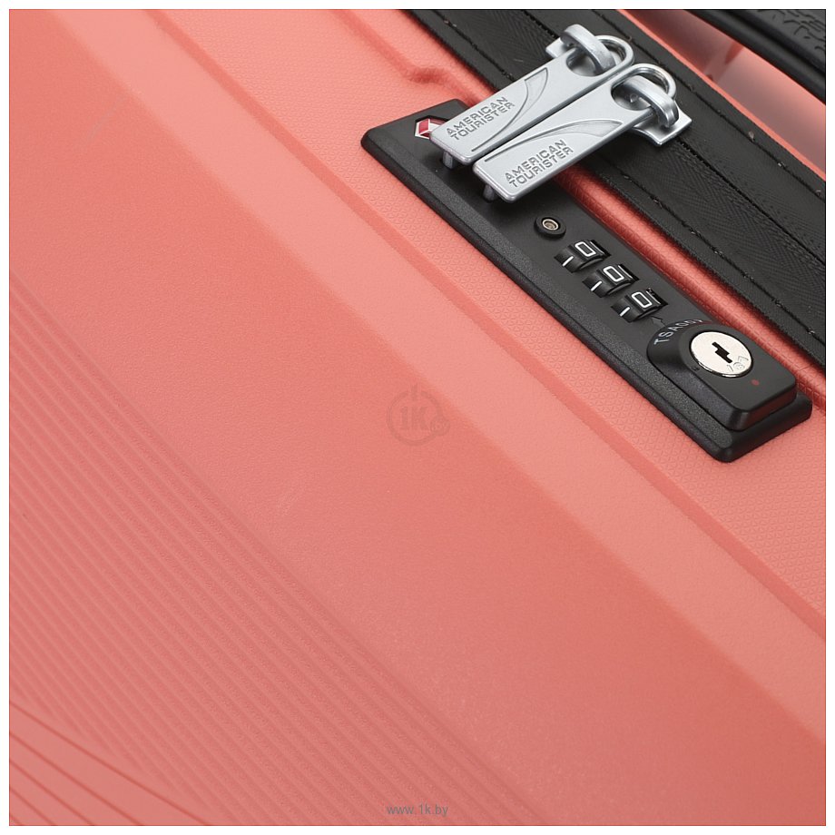 Фотографии American Tourister Airconic Living Coral 55 см