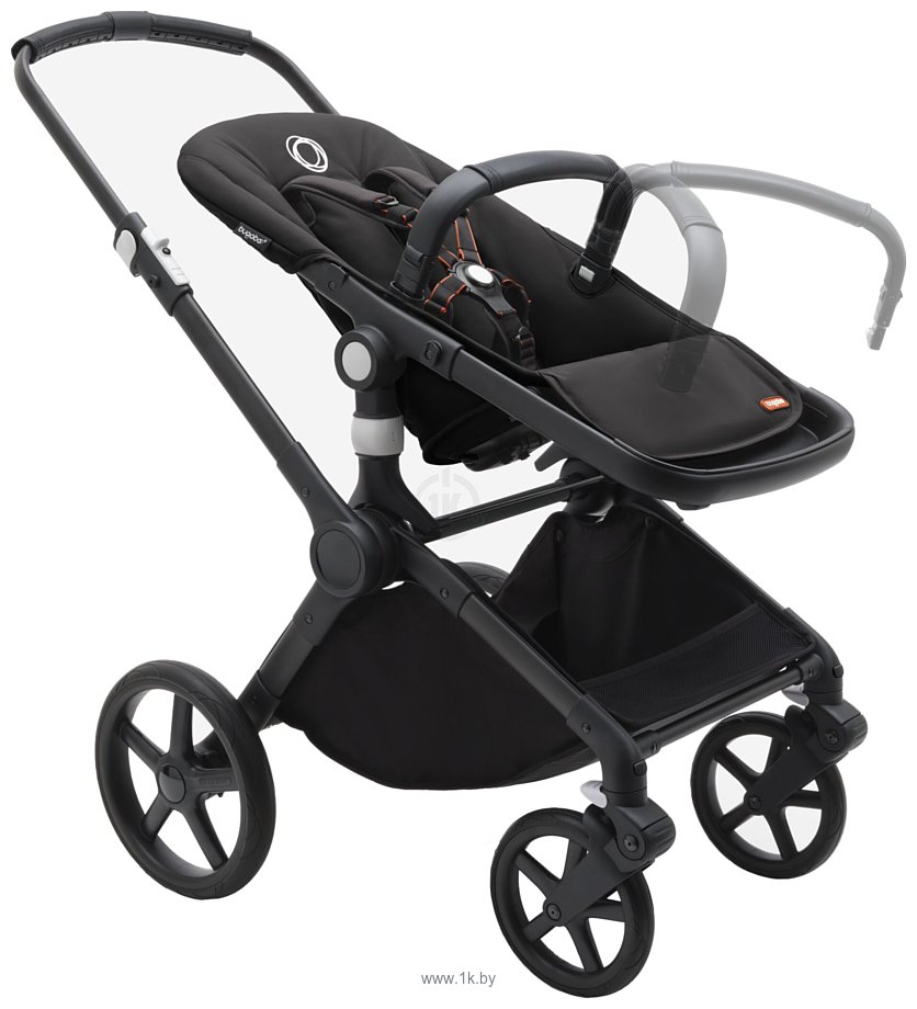 Фотографии Bugaboo Fox Cub (2 в 1, black/black)