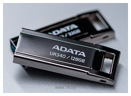 Фотографии ADATA UR340 32GB