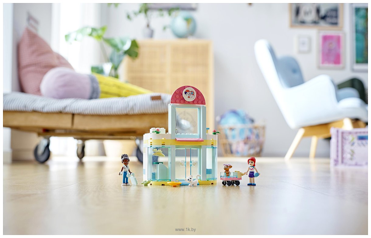 Фотографии LEGO Friends 41695 Клиника для домашних животных